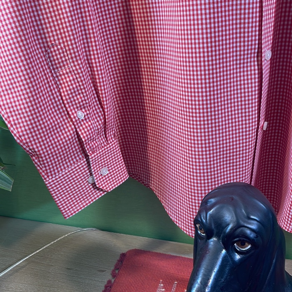 IZOD Men’s Long Sleeved Button Down Shirt - Picture 2 of 5
